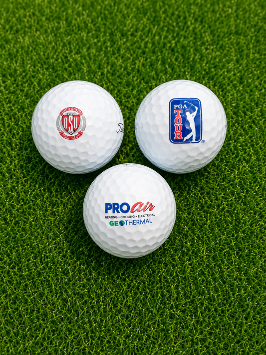 2x Titleist Logo Golf Balls